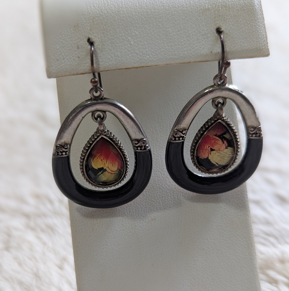 Vintage 80's Black and Silvertone Teardrop Pierced Earrings - Picture 3 of 6